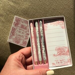 Dior Super Cute mini Set Notepads and Penci